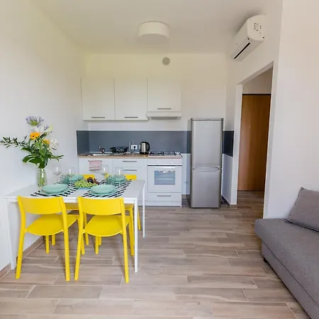 Διαμέρισμα Certosa Colorful Mini Flats *